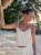 BK142_1.webp